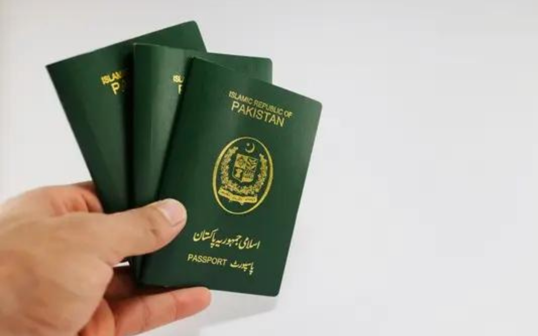 UAE Requires Pakistanis On Visit Visas To Purchase Return Tickets From The Same Airline