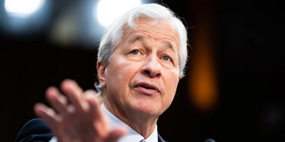 JPMorgan Exceeds Earnings Expectations, But Jamie Dimon Warns Of Global Risks